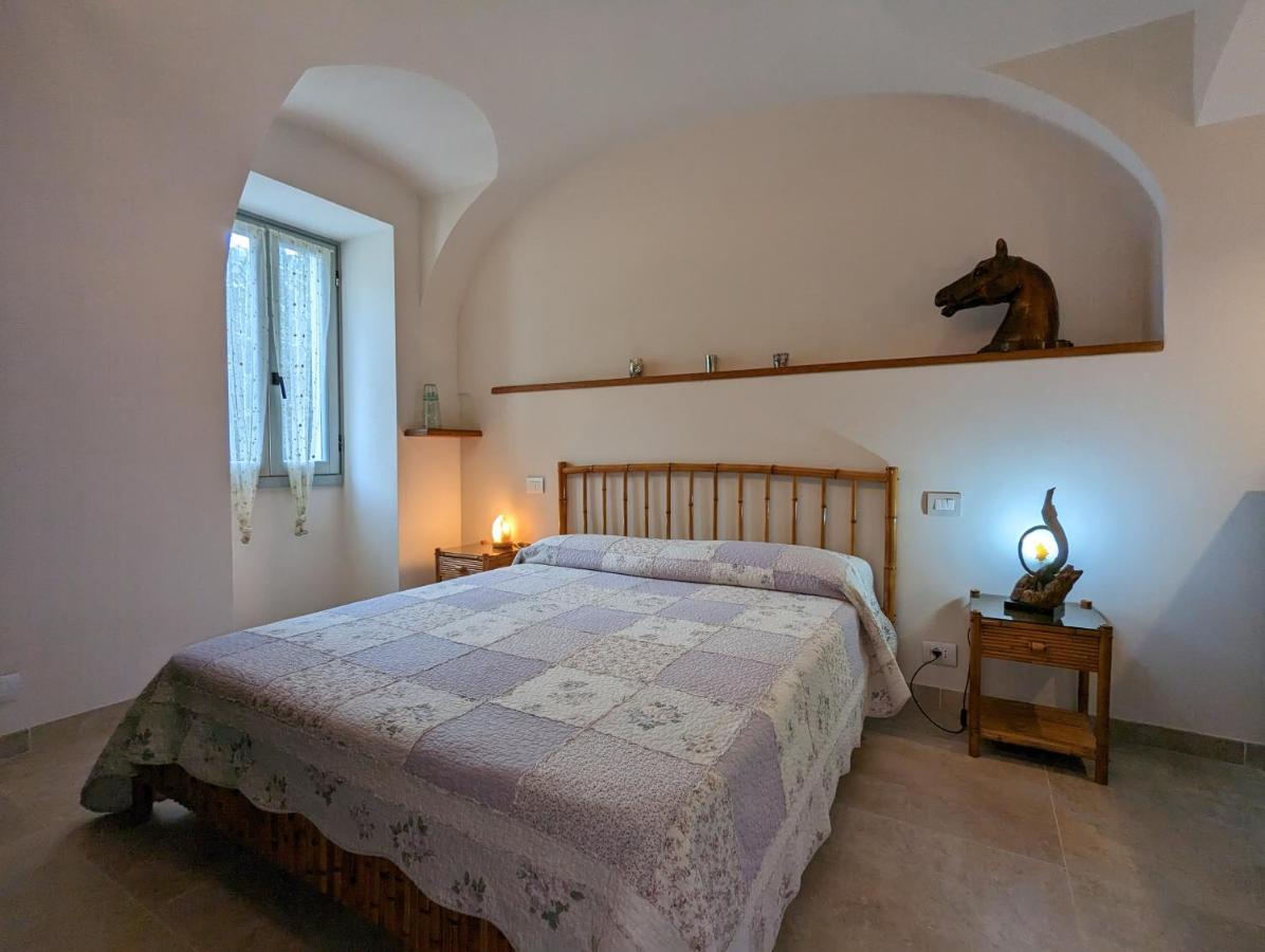 Appartamento Le Due Macine Ventimiglia Esterno foto